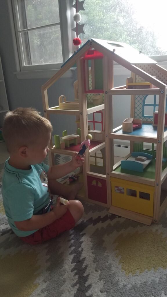 Melissa and Doug Hi-Rise product view 1