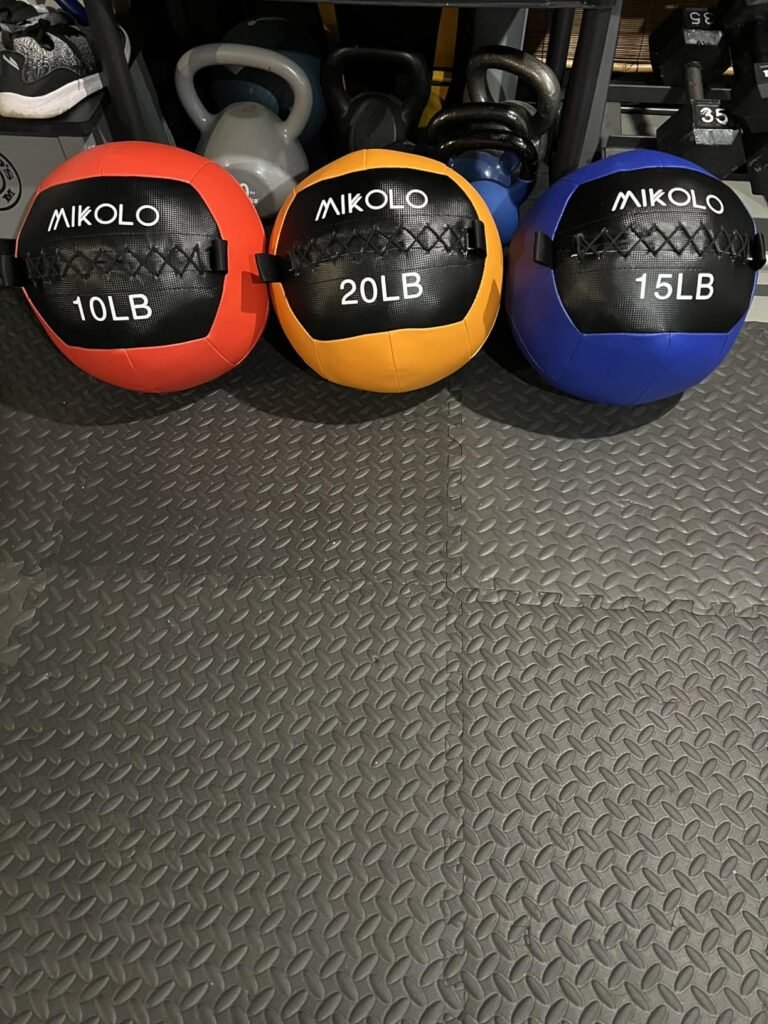 Mikolo Medicine Ball Set product view 1