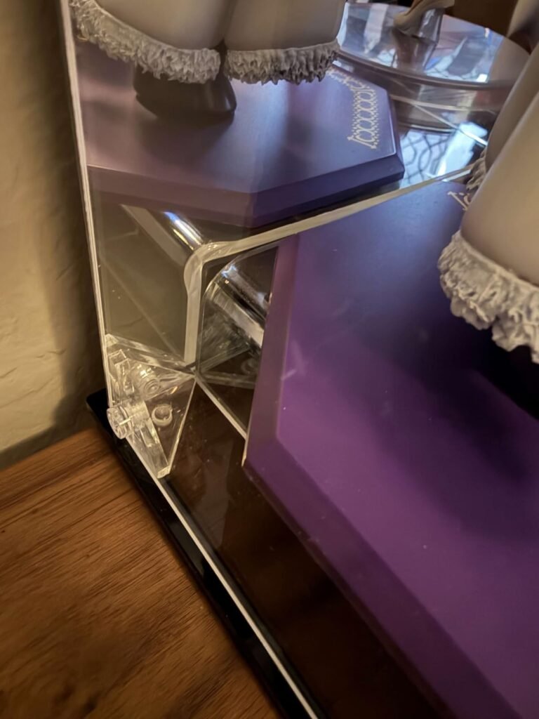 Mirrored Acrylic Cube product view 2