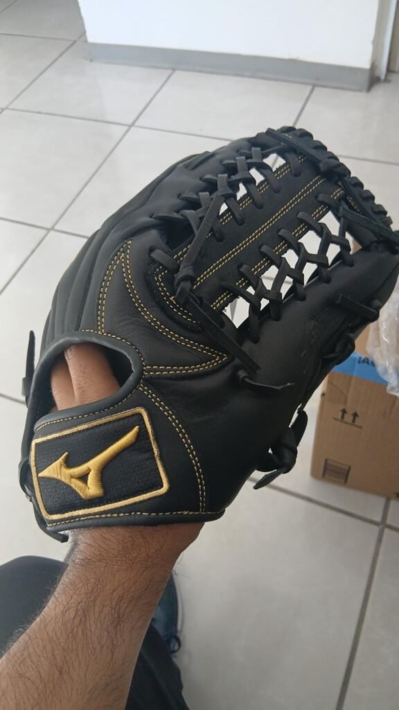 Mizuno MVP Prime product view 3