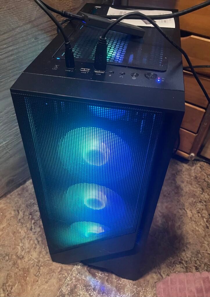 msi Codex Z2 RTX 5070 product view 1