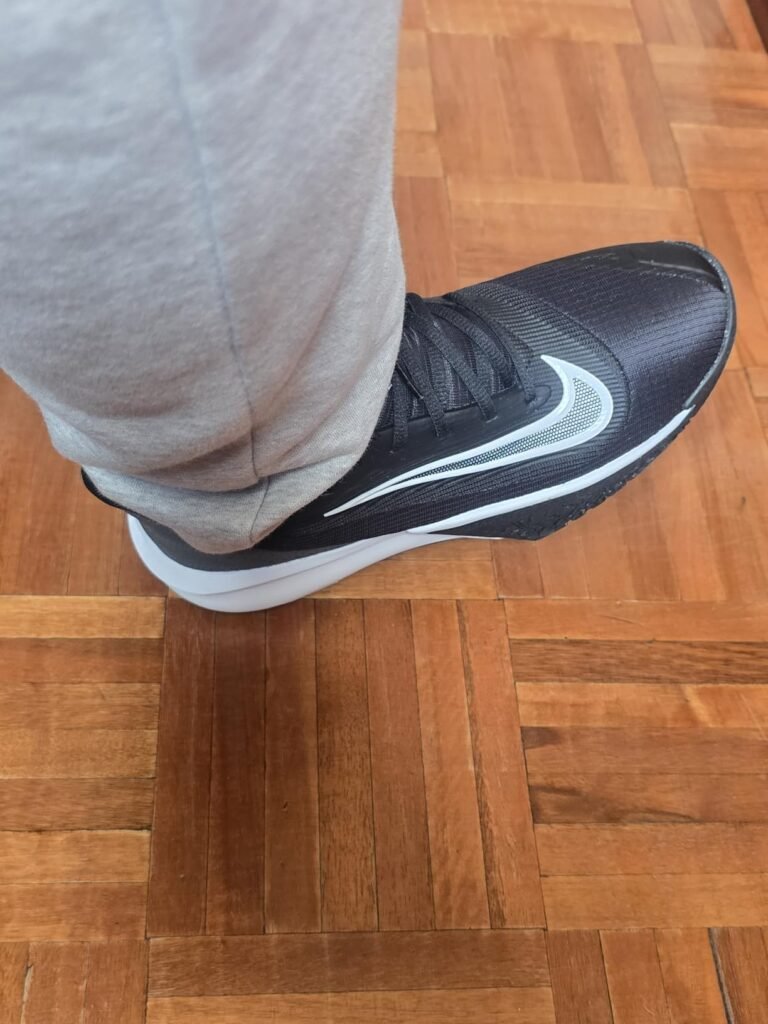 Nike Precision 7 product view 2