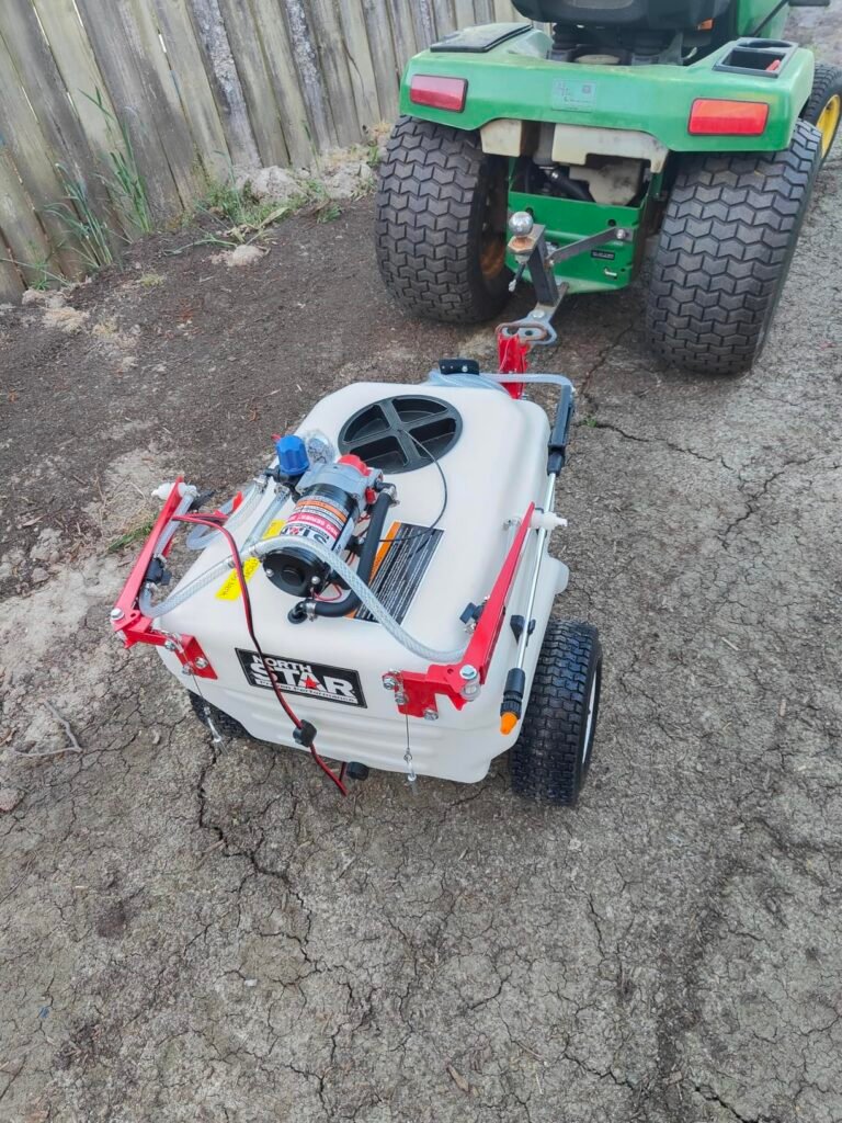 NorthStar 31-Gallon Tow-Behind product view 1