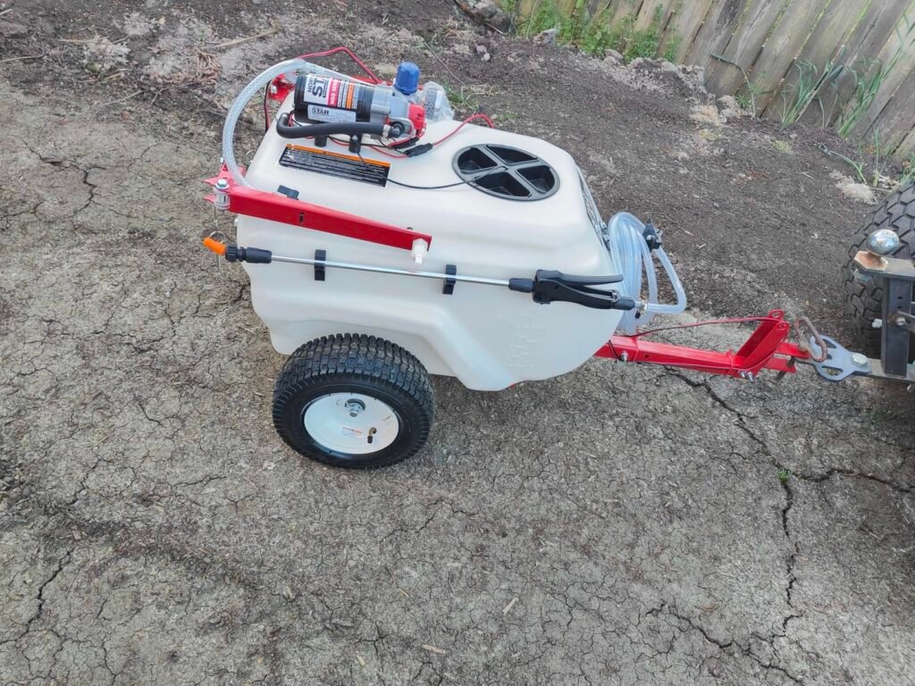 NorthStar 31-Gallon Tow-Behind product view 2
