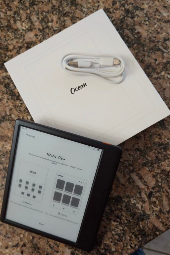 Ocean 7 eBook Reader product view 1