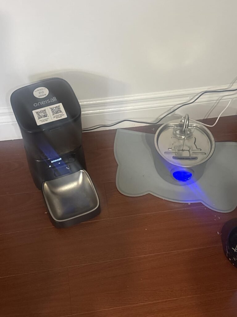 oneisall Wi-Fi Feeder product view 3