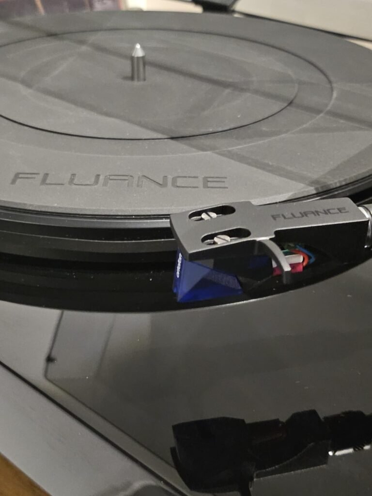 Ortofon 2M Blue product view 3