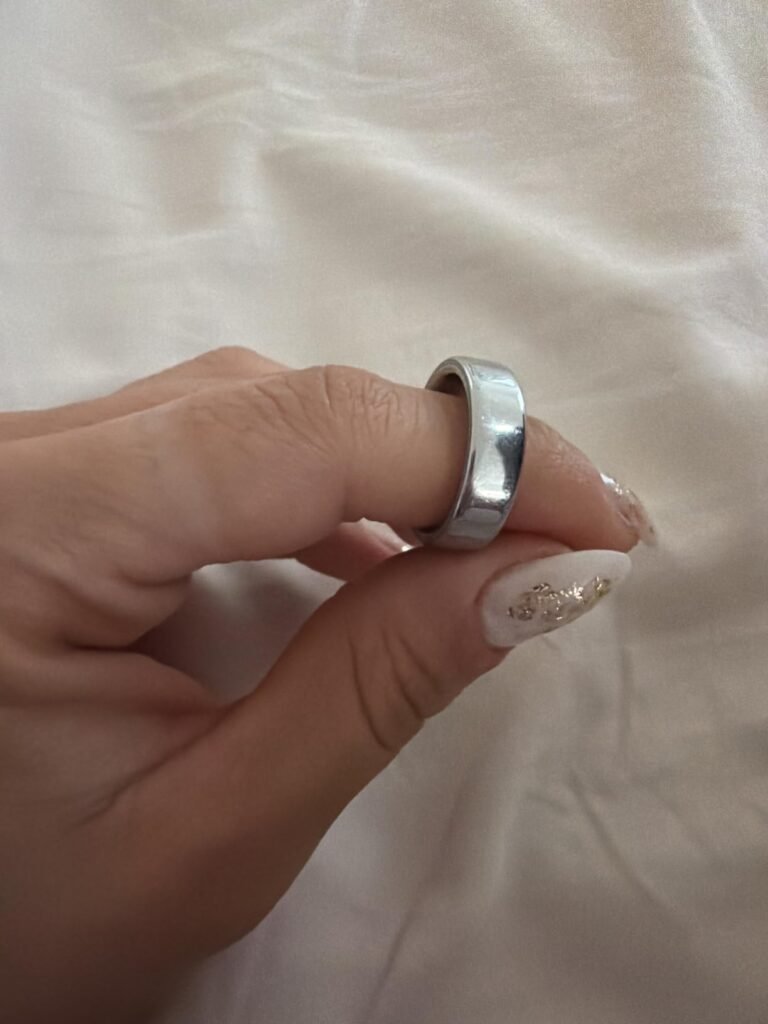Oura Ring 5 product view 2