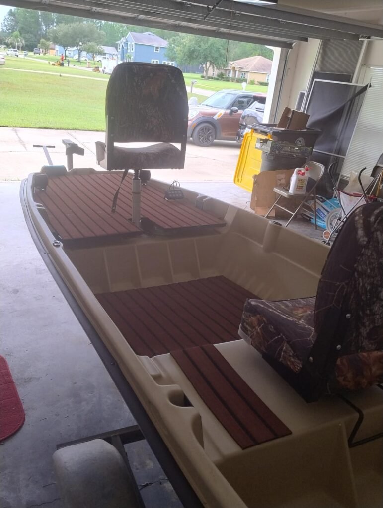 Pelican Intruder 12 product view 2