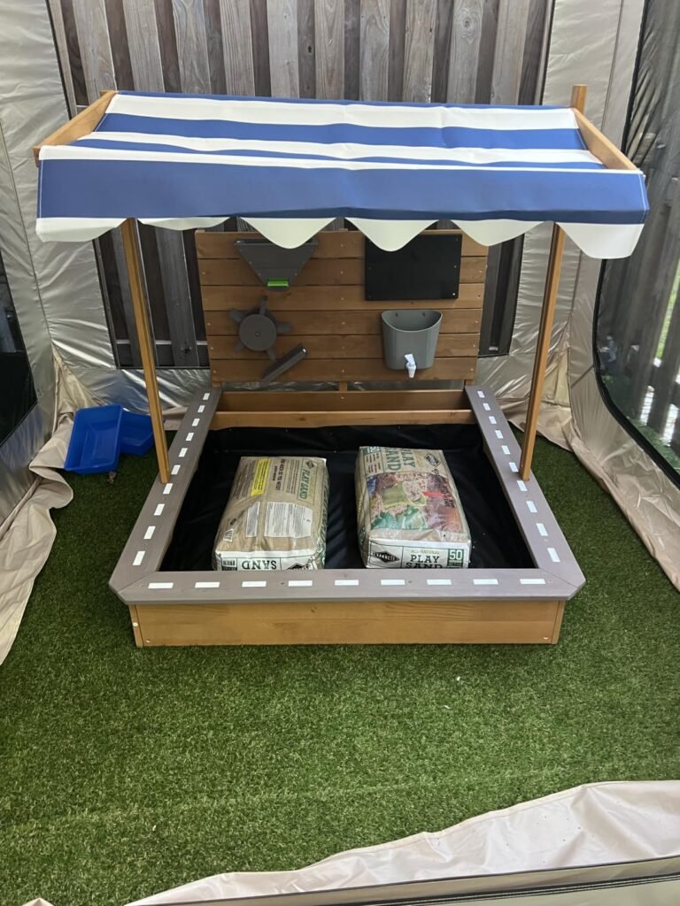 Pipleo Wooden with Roof product view 2