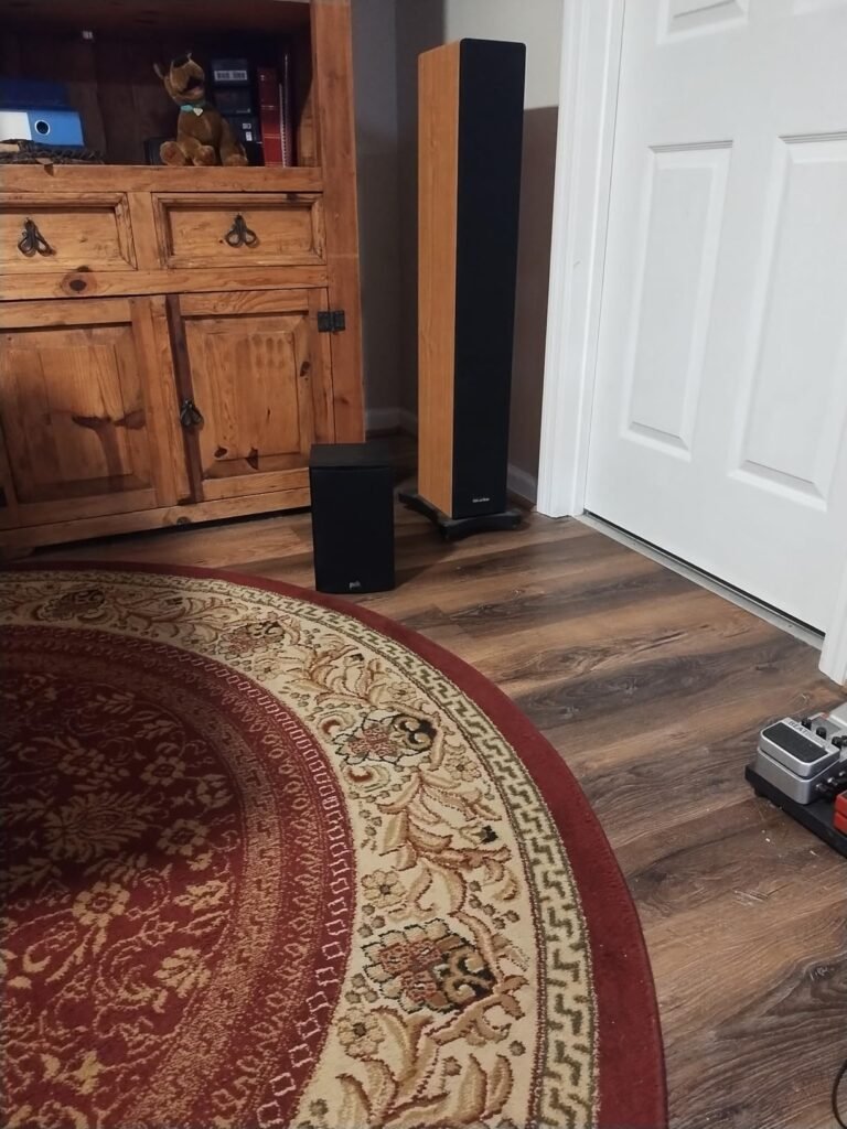 Polk Audio T15 product view 3