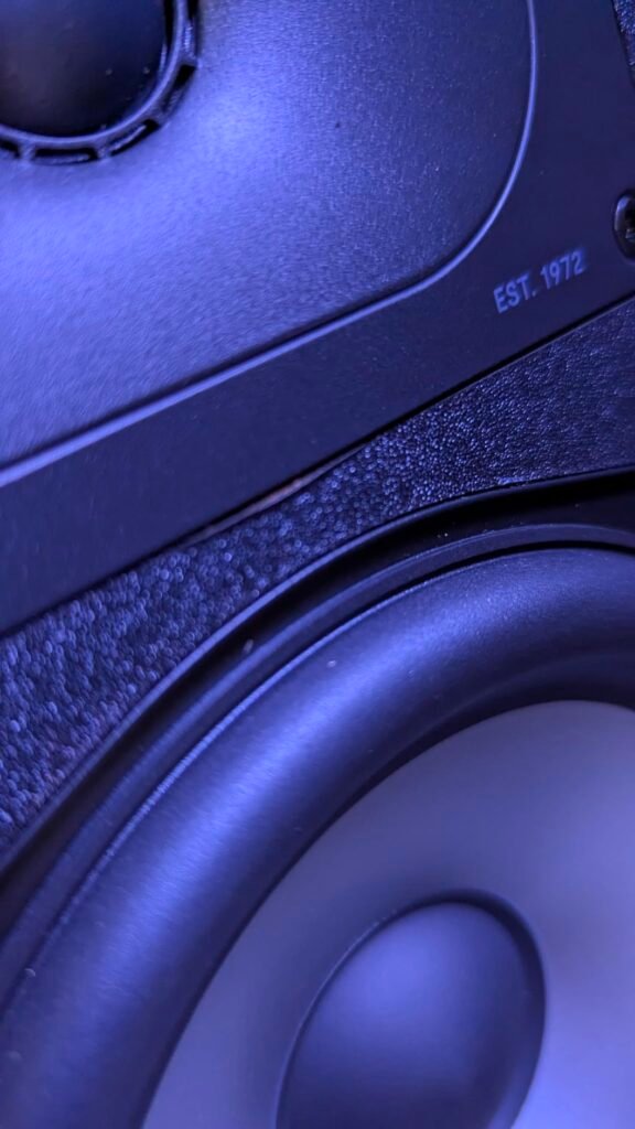 Polk Monitor XT60 product view 3