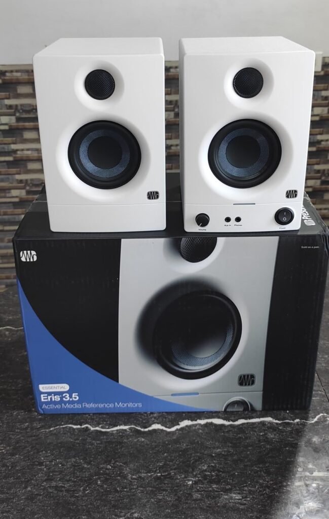 PreSonus Eris 3.5 product view 3
