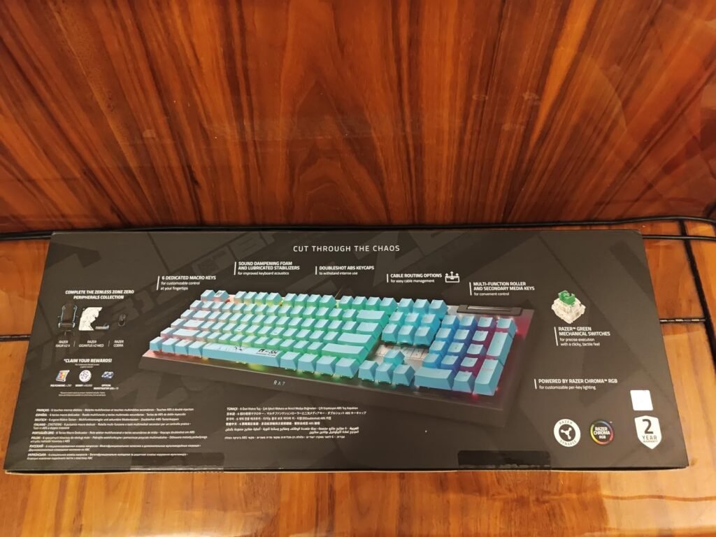 Razer BlackWidow V4 X product view 3