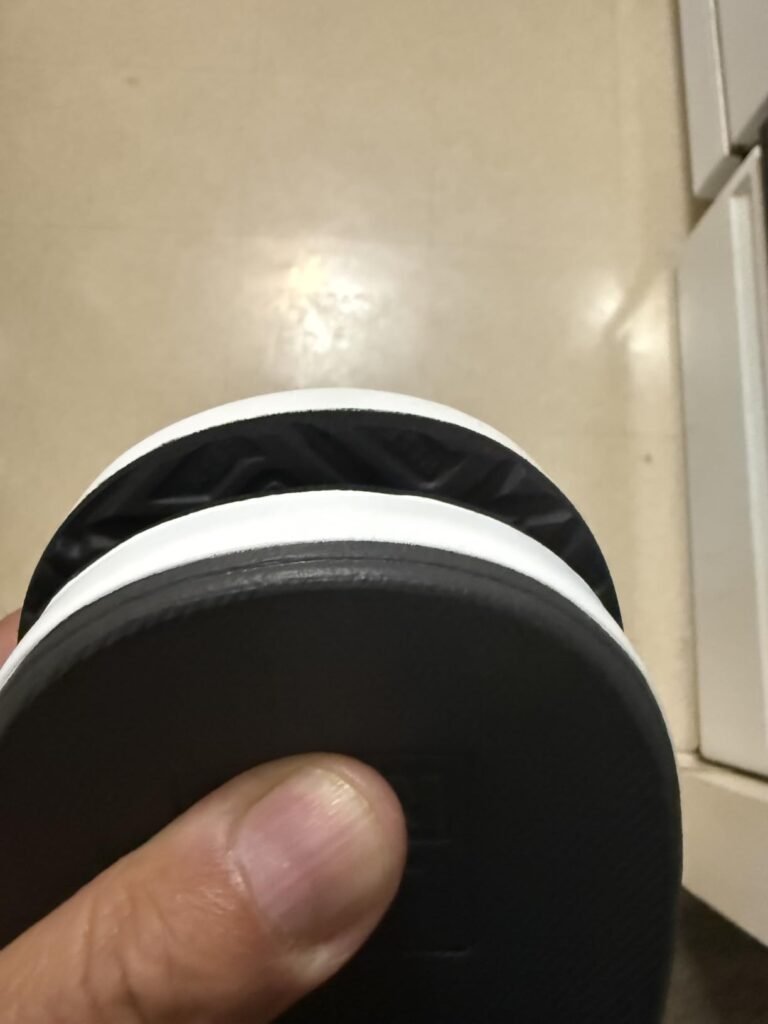 Reef Cushion Phantom product view 3