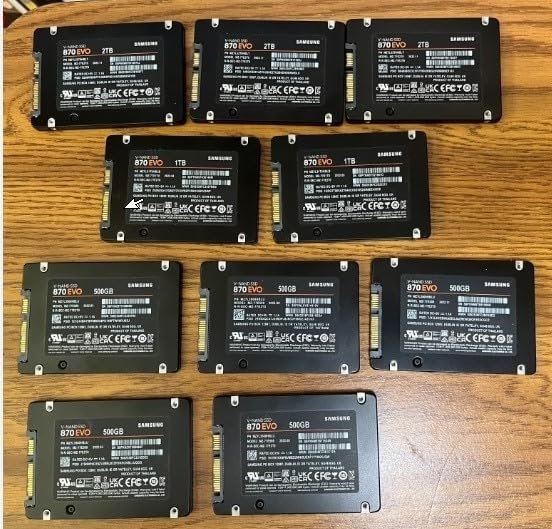 Samsung 870 EVO SATA product view 1
