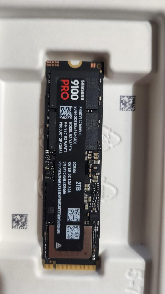 Samsung 9100 PRO product view 2