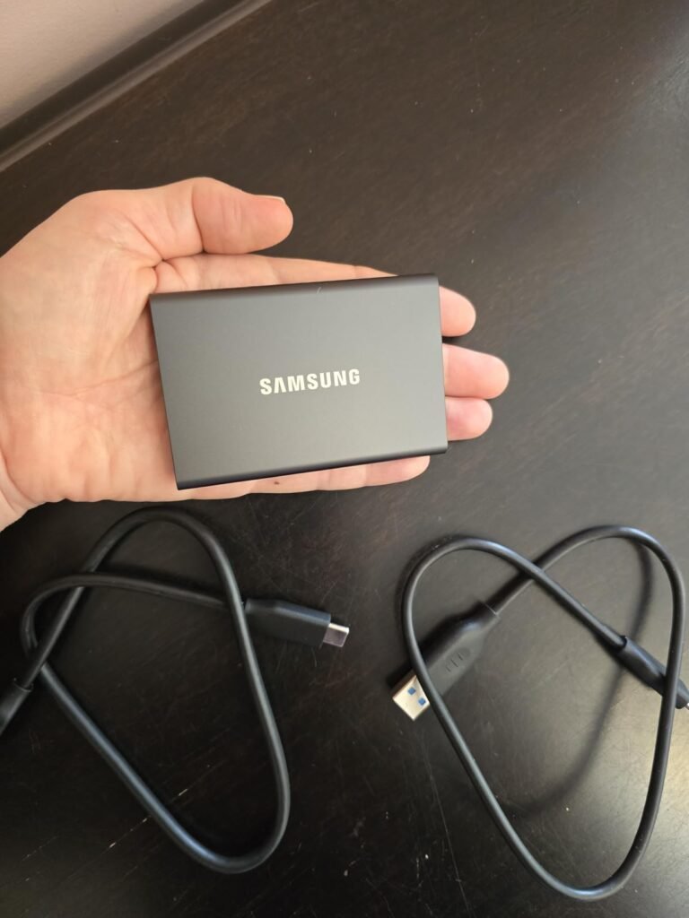 Samsung T7 1TB product view 1