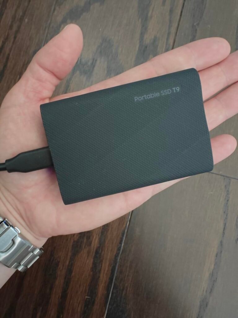 Samsung T9 1TB product view 3