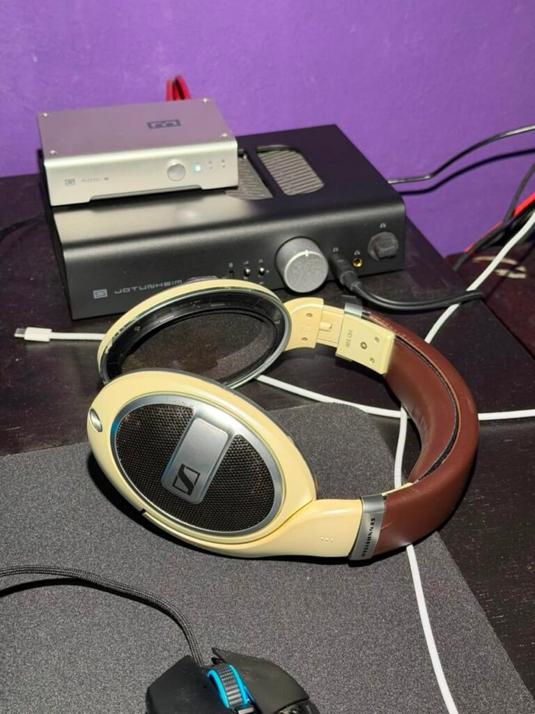 Sennheiser HD 599 product view 3