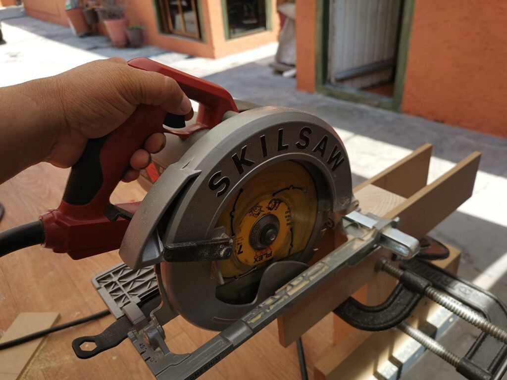 SKILSAW SPT67WL-01 product view 1