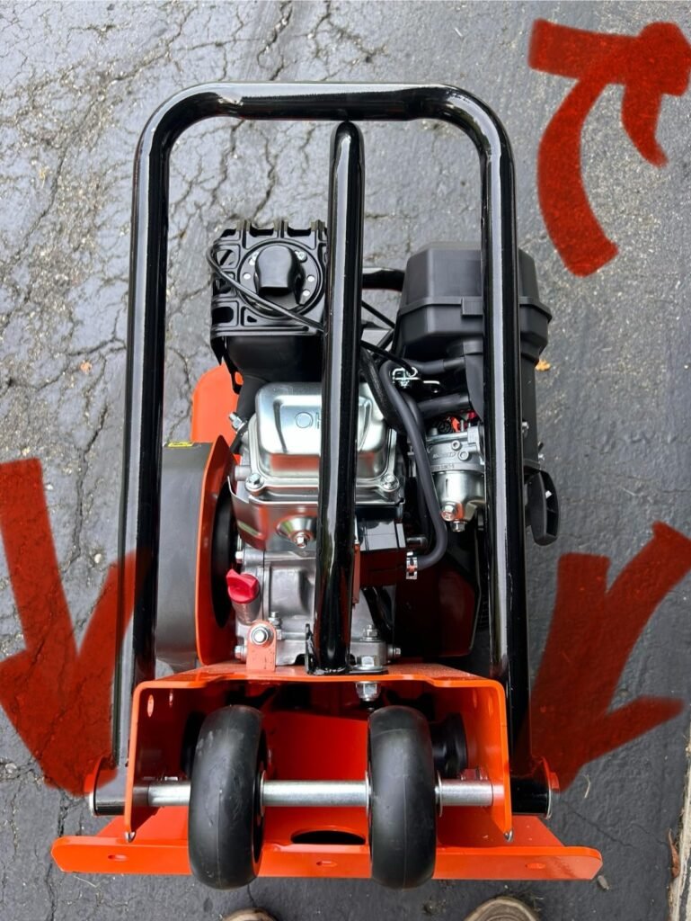 SuperHandy 7HP Compactor product view 3