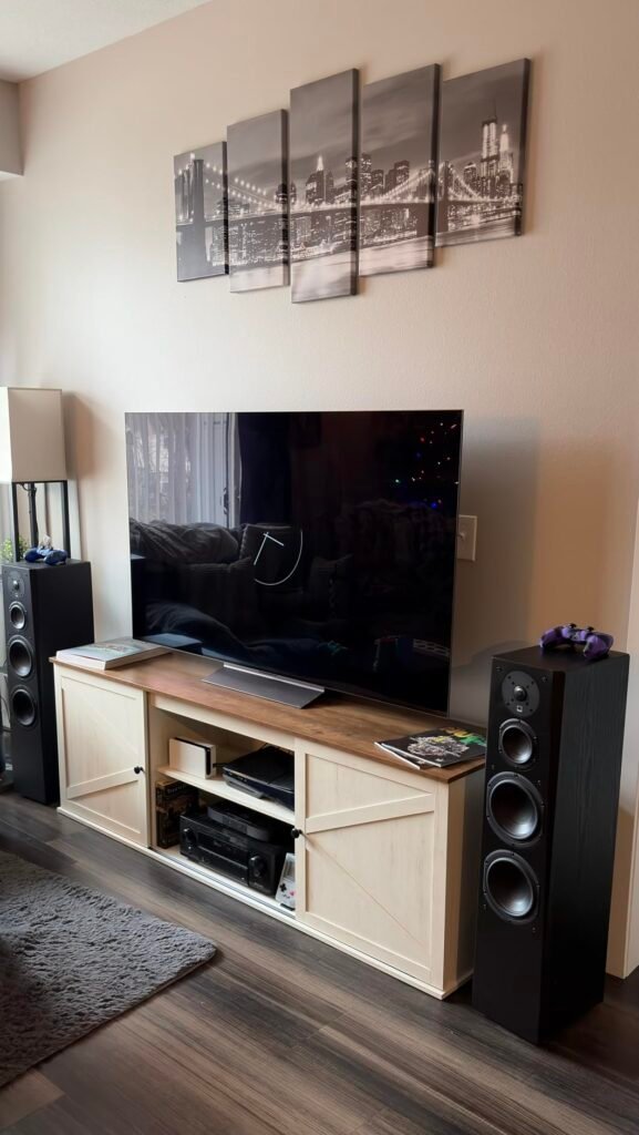 SVS Prime Tower Pair product view 1