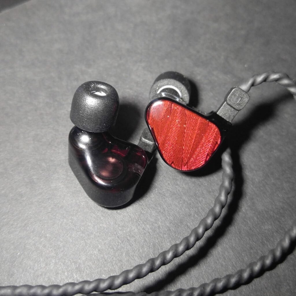 TRUTHEAR Zero RED product view 1