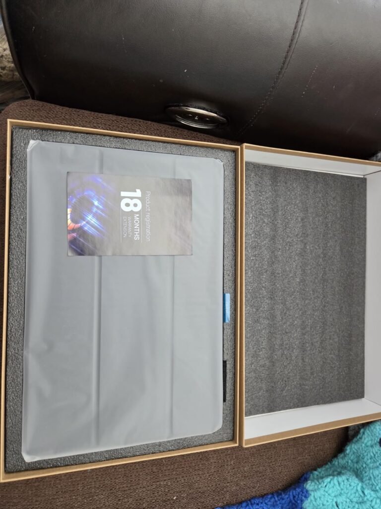 URAO 14 Inch Tablet product view 2