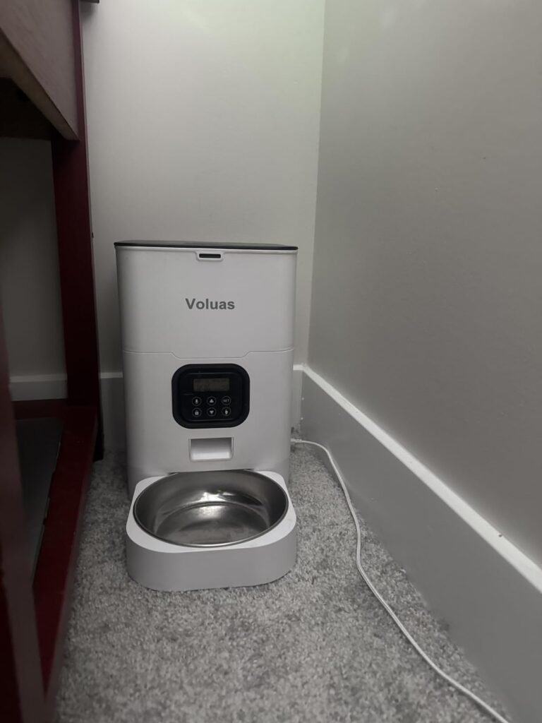 VOLUAS 4L Timed Feeder product view 1