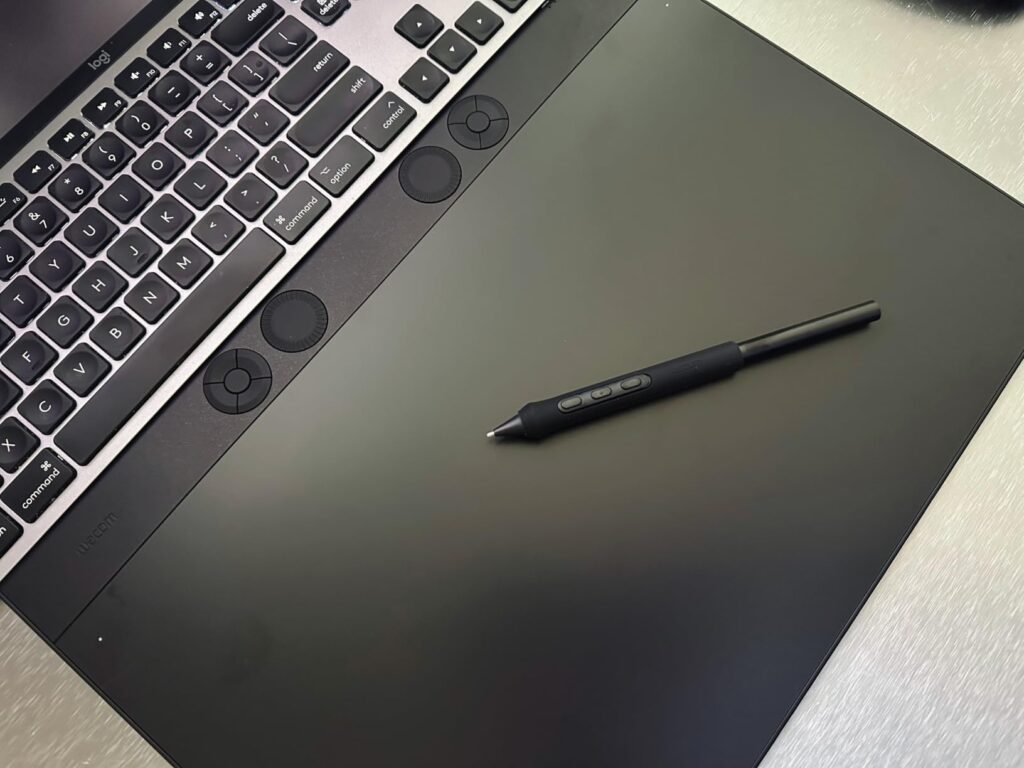 Wacom Intuos Pro Medium product view 2