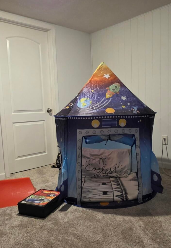 WillingHeart Rocket Tent product view 1