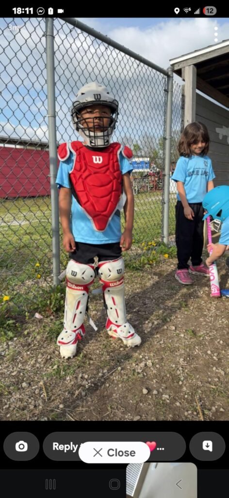 Wilson EZ Gear 2.0 Scarlet product view 2