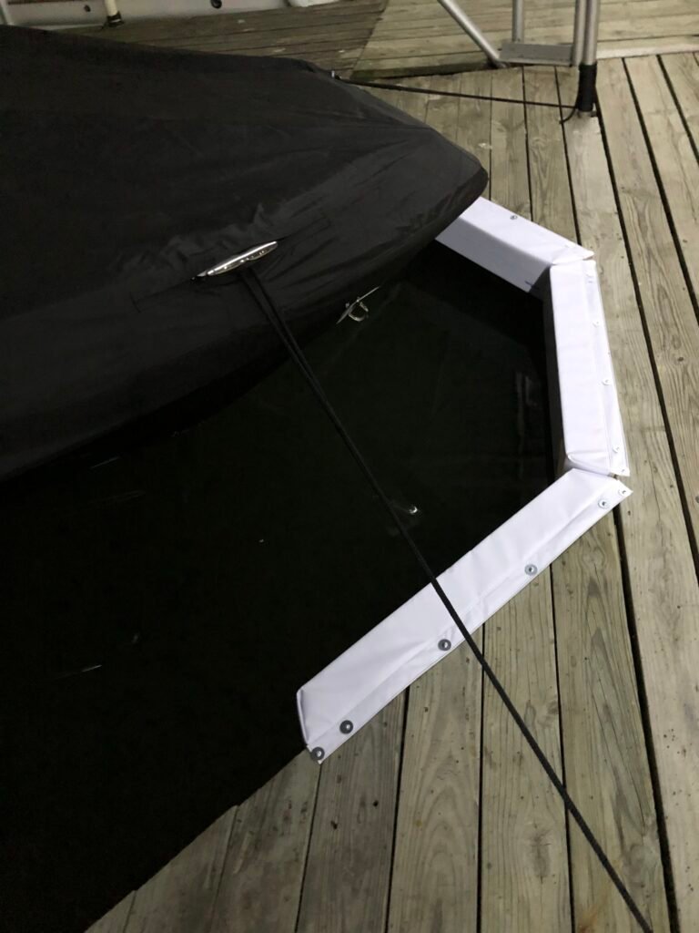 HULL HUGR Marina Bumper product view 2
