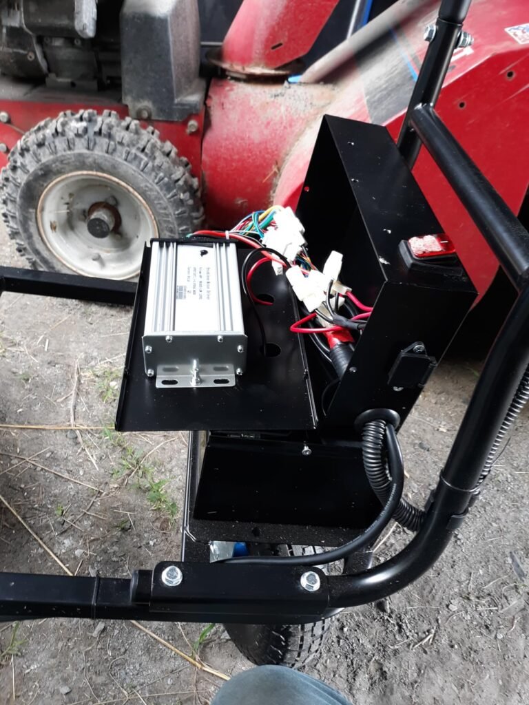 Landworks Electric Utility Cart product view 2
