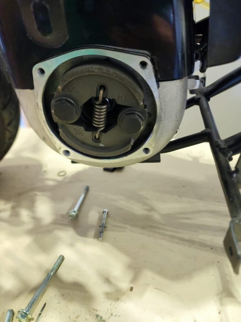 XtremepowerUS 40cc Yellow product view 2